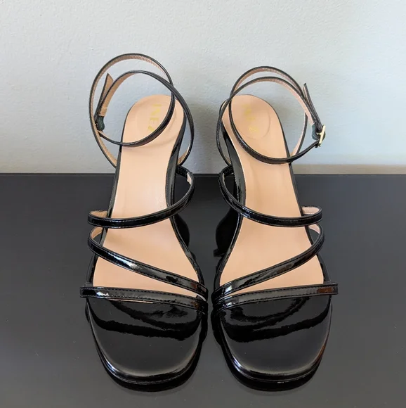 Sofia In Black Patent - Picture 3 of 8